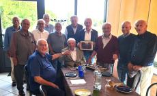 Rimpatriata fra Parma e Reggio 65 anni dopo il diploma: con gli allievi anche l'insegnante centenario Mario Sicuri - Foto 