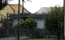 Incendio in un garage a Pieveottoville. Black out in zona - Le foto