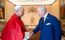 Il Papa e re Carlo, storica preghiera insieme in Sistina