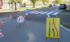 Via Picasso, si «rivede» la vernice bianca per sostare