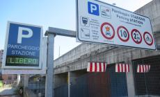 &laquo;Parcheggio sotterraneo della stazione, c&rsquo;&egrave; da fidarsi della luce verde?&raquo; 