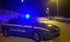 Aggredisce con una mannaia la moglie amputandole il polso e due dita,  poi il figlio davanti alla figlia, arrestato