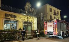 Due esplosioni nella notte a Bedonia: asportato il bancomat della Bper - Video: ladri in azione