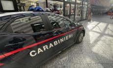 Tenta di fermare l&rsquo;auto sulla quale erano salite due donne che l&rsquo;avevano appena borseggiata ma viene travolta. Fermate per rapina in Lombardia due sudamericane recidive
