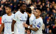 L'Inter vince a Pisa (2-0) e tiene il passo del Milan. Il Lecce batte il Toro (2-1) e supera il Parma - Risultati e classifica