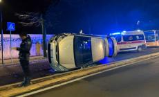 Spaventoso incidente: un'auto si &egrave; ribaltata in viale Piacenza