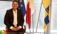 Sventò uno scippo inseguendo i malviventi, Hassan (premiato con la benemerenza): " E' lo spirito della Croce Rossa"