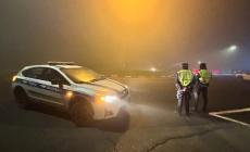 Incidente in tangenziale nord: tre feriti, grave un 30enne caduto dal cavalcavia. Chiuso a lungo il tratto fra Baganzola e via Europa 