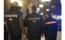  Supermarket etnico da incubo: irregolarità igienico-sanitarie, sequestrati 65 kg di alimenti e attività sospesa 