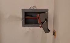 Fanno saltare la cassaforte  e rubano tutti i  gioielli  