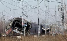 Disastro ferroviario nel Lodigiano: 3 condanne e 2 assoluzioni