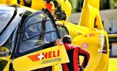 E' morto il bimbo finito in piscina in val Venosta: indagate anche la madre e la zia