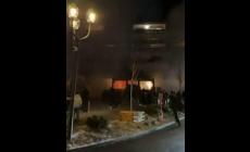 Tragedia di Crans-Montana, una testimone: "Una carneficina, ragazzi uscivano dal locale insanguinati" 