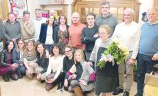 I ragazzi del '72 hanno riabbracciato la maestra Romana Tobiardi Busani