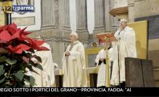Bandiere, abiti tipici, colori e preghiere: la festa dei popoli celebrata in Duomo - Video