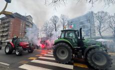 Protesta degli agricoltori,  &egrave; partito il corteo dei trattori da via dei Mercati - Fotogallery e video
