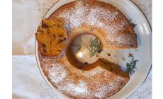 Ciambellone banane e cioccolato 
