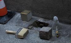 Giorno della memoria, posate quattro nuove pietre d'inciampo - Video