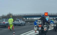 Scontro tra due furgoni in autostrada a Campegine: un ferito grave ricoverato a Parma - Le foto