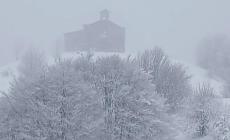 Neve in Appennino, termometro sotto zero al Lago Santo - Foto Video 