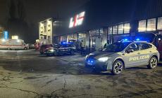 Controlli della polizia con Croce Rossa e personale sanitario: ritirata la patente a due automobilisti positivi al test antidroga