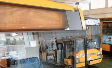 Dimentica l'abbonamento, 15enne con disabilit&agrave; fatto scendere dal bus