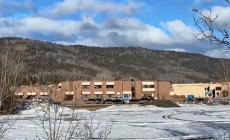 Tragedia in una scuola in Canada, donna spara e poi si uccide: 10 morti e 27 feriti