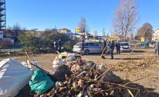 Senzatetto alloggiavano in una discarica abusiva in strada dei Mercati: l'area &egrave; stata bonificata