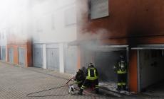Incendio in un garage in via Alberto Montacchini - Foto 