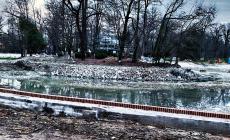 E'iniziato il riempimento della peschiera del parco Ducale - Le foto