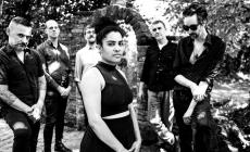 Barezzi off il 7 marzo: "Julie&rsquo;s Haircut"