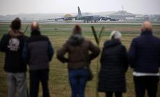 Guerra all'Iran: altri 3 bombardieri B-52 americani atterrati nella base britannica di Fairford - Foto 