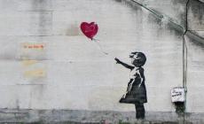 Risolto il mistero. Svelata l'identit&agrave; di Banksy: l'artista &egrave; Robin Gunningham 