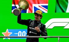 F1, Antonelli fa la storia in Cina: prima vittoria e primo italiano sul gradino pi&ugrave; alto dopo 20 anni - Ordine d'arrivo e classifica