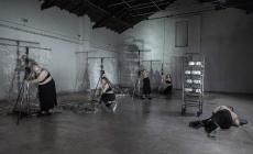 A Lenz Teatro doppio debutto a opera di Maestri & Pititto, &ldquo;La scimmia di Dio&rdquo; e &ldquo;Teste_Over Marisa Merz&rdquo;