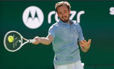 Clamoroso a Indian Wells: Medvedev fa fuori Alcaraz. Il russo in finale con Sinner