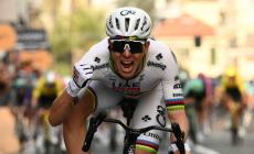 Pogacar cade e poi trionfa, la Sanremo &egrave; finalmente sua
