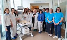 Un lettino termico per la Neonatologia: il dono dei &ldquo;Donatori di Coccole&rdquo; al Maggiore