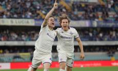 Il Sassuolo stende il Cagliari, la Fiorentina passa a Verona tra le polemiche  - Risultati e classifica