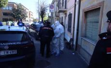 Accoltella i genitori e il fratello a Fano nella notte: fermato un ragazzo, padre sottoposto a intervento