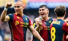 Il Genoa batte il Sassuolo e aggancia il Parma. Como-Inter 3-4, nerazzurri a +9 sul Napoli - Risultati e classifica