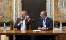 Michele Serra a 1728 Gazzetta Incontra. "Cambia il modo di informarsi, non il bisogno di essere chiari" 