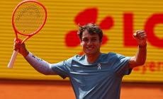 Cobolli strapazza Zverev in due set: &egrave; in finale a Monaco di Baviera