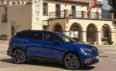 Al  volante di Austral, il Suv di Renault