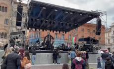 25 Aprile,  ecco il soundcheck  dei Coma_Cose in attesa del concerto di stasera