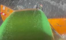 Bufera di neve sul passo del Tomarlo