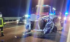 A1, violento scontro fra due auto: 6 feriti, quattro sono gravi 