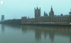 Covid, la Gran Bretagna corre con le terze dosi: 2 milioni di booster in 7 giorni