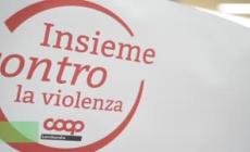 Violenza donne, numero 1522 su scontrini e sacchetti del pane