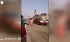 Suv sulla folla negli Usa, le urla dei passanti che riprendono la scena